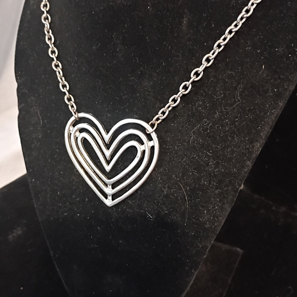 Joan Rivers Jewelry - Joan Rivers Silver Heart Necklace